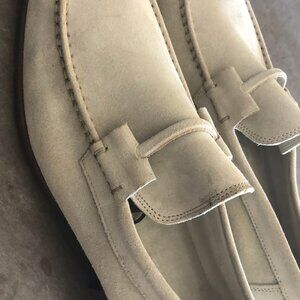 Bruno Magli Beige Suede Loafer Brand New in original Dust Bags